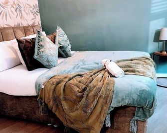 Peaceful 3-Bedroom apartment, w/ free parking - Canterbury - Schlafzimmer