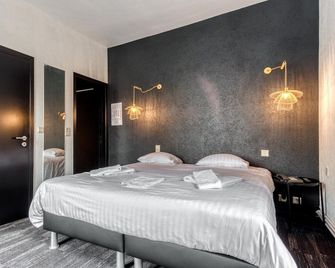 Hotel Mosa - Hermalle-sous-Argenteau - Спальня