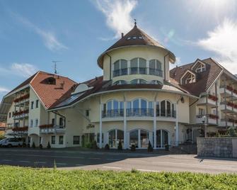 Schönblick - Sport & Active Hotel - Brunico - Edificio