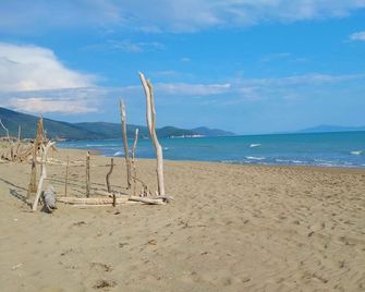 Zolferate: peaceful romantic cottage with private garden - Roccalbegna - Playa