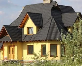 Krysztalowy Dworek - Szaflary - Budynek