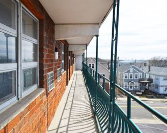 Skyview Manor Motel - Seaside Heights - Ban công