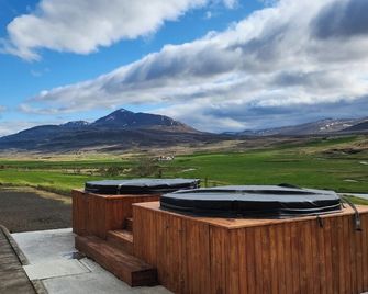 Hlín Guesthouse - Varmahlid