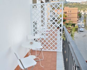 B&B Al Sole di Sicilia - Giardini Naxos - Balcony