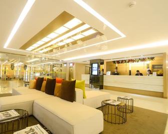 Extremeli Suites - Manila - Lobby