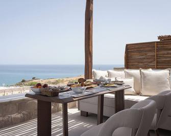 Exclusive Suite by Horizon Suites Milos - Kimolos - Balkon