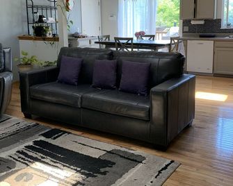 Ranch style home in Aurora - Aurora - Sala de estar