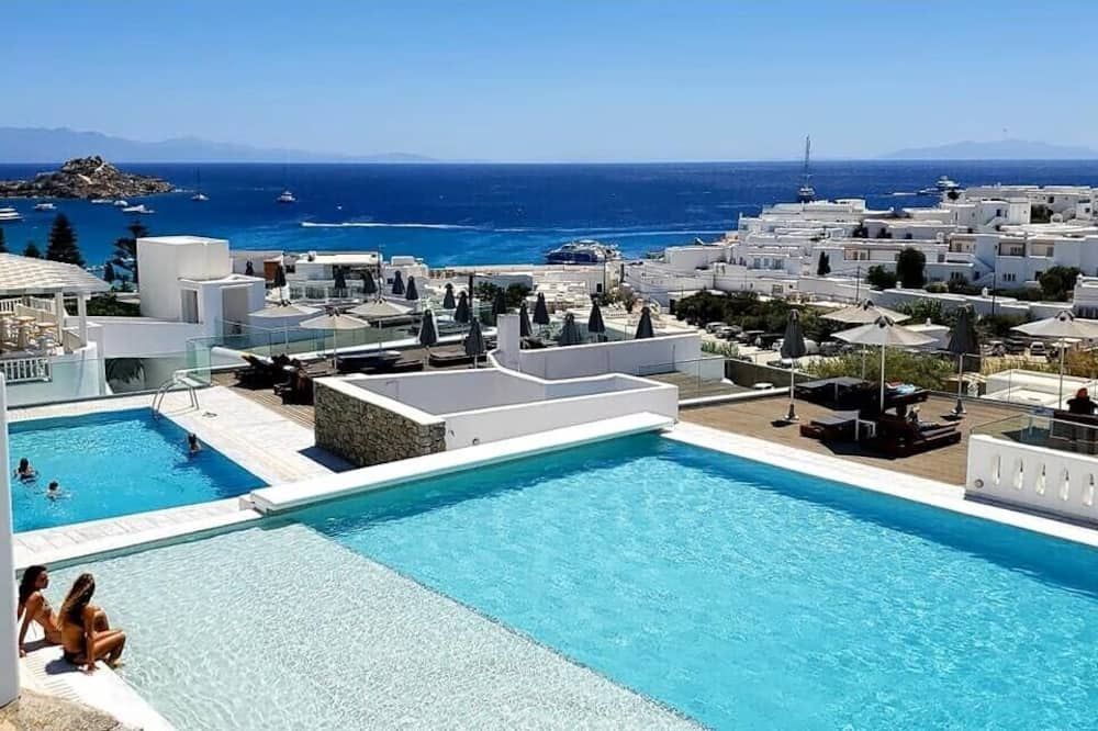 ذا جورج هوتل