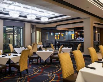 Hilton Garden Inn Fort Worth Alliance Airport - Fort Worth - Bar