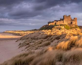A Wonderful 'retreat' Tucked Away In The Centre Of Wooler. Explore The Outdoors - Wooler - Beach