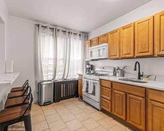 Homesweethome F, Private Parking - Philadelphia - Kjøkken