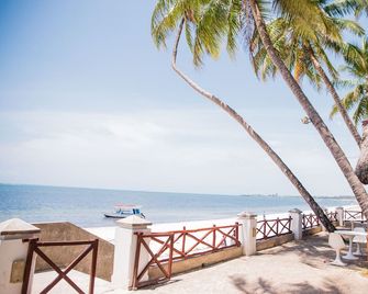Plaza Beach Hotel - Mombasa - Spiaggia