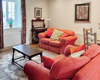 Groom's Cottage - Wooler - Huiskamer