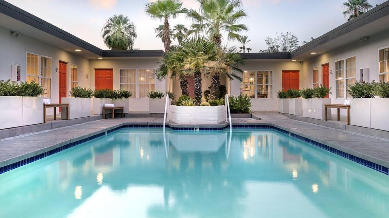 The Weekend Palm Springs