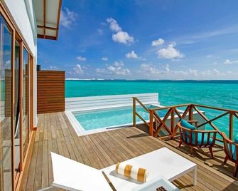 Joy Island Maldives - Malé - Balcony