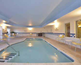 Fairfield Inn and Suites by Marriott Williamsport - Williamsport - Pool