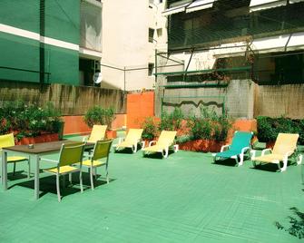 Onefam Les Corts - Barcelona - Patio