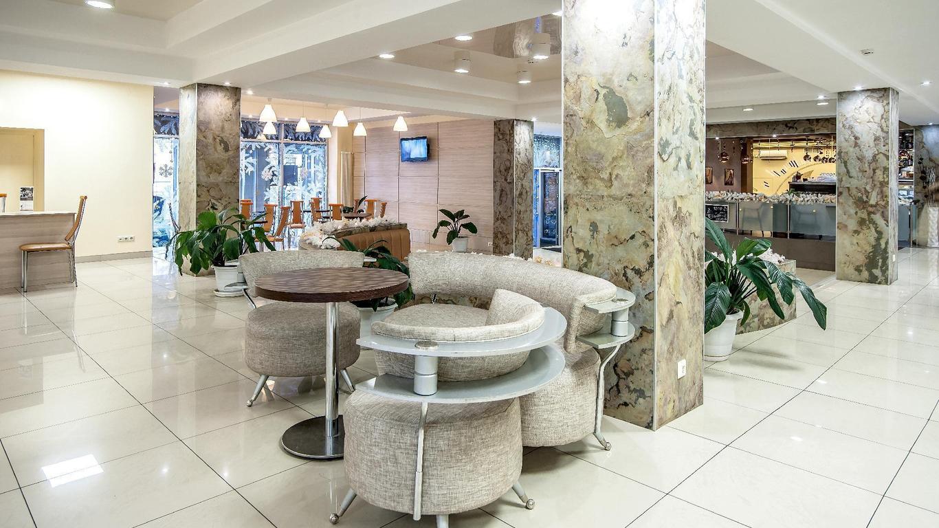 Russ Hotel