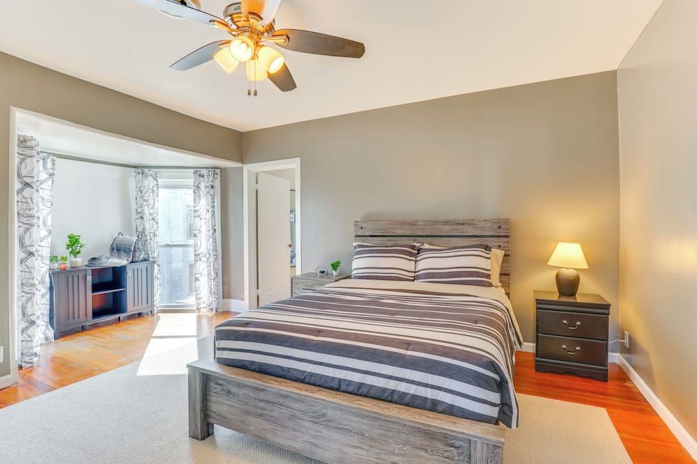 1 Block to Dtwn Seneca Falls: Apartment w/ Yard! - سينيكا فولز - غرفة نوم