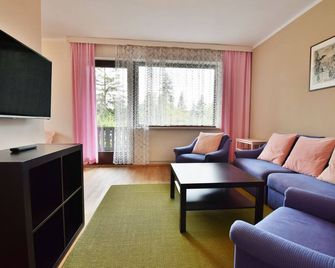 Amerika-Holzer Hotel & Resort - Sankt Kanzian - Sala de estar