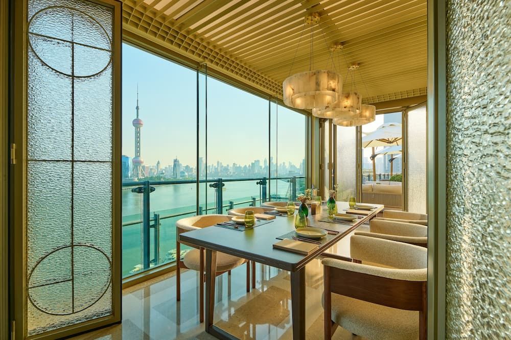 بانيان تري شنغهاي أون ذا بوند