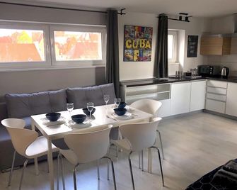 KW38 - great view - 2 min to Townhall - Wroclaw - Dining room