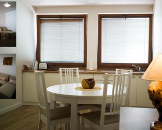 A7 Apartments - Komárno - Dining room