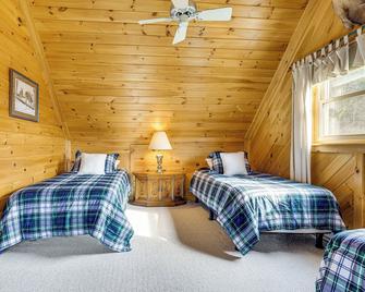 Log Cabin w/ Pond & Trail Access in Almond! - Hornell - Bedroom