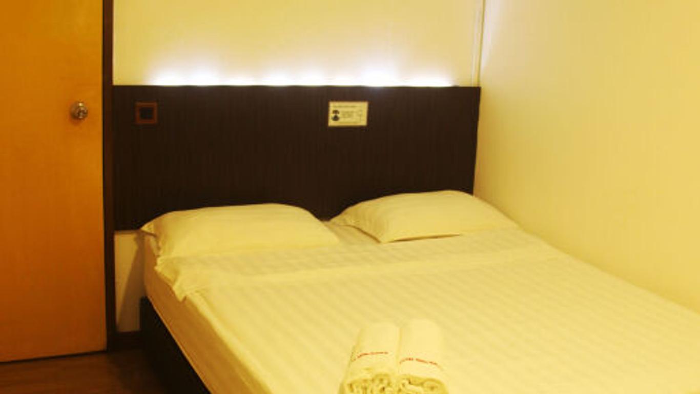 OYO 90727 Hotel Mini Indah