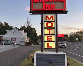 Executive Inn Coopersburg - Coopersburg - Gebäude