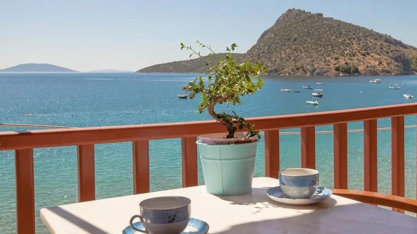 Mari Hotel & Maisonettes