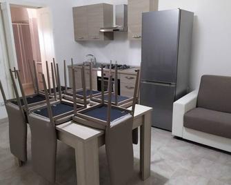 Villa Aurora 2 - Torre Lapillo - Kitchen