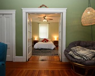 3R Chelsea - Boston - Chelsea - Living room