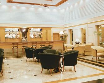The Fern-An Ecotel Hotel, Kochi - Cochín - Bar