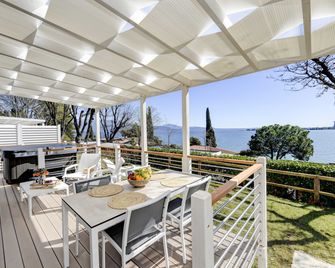 Campeggio Europa Silvella - San Felice del Benaco - Balkon