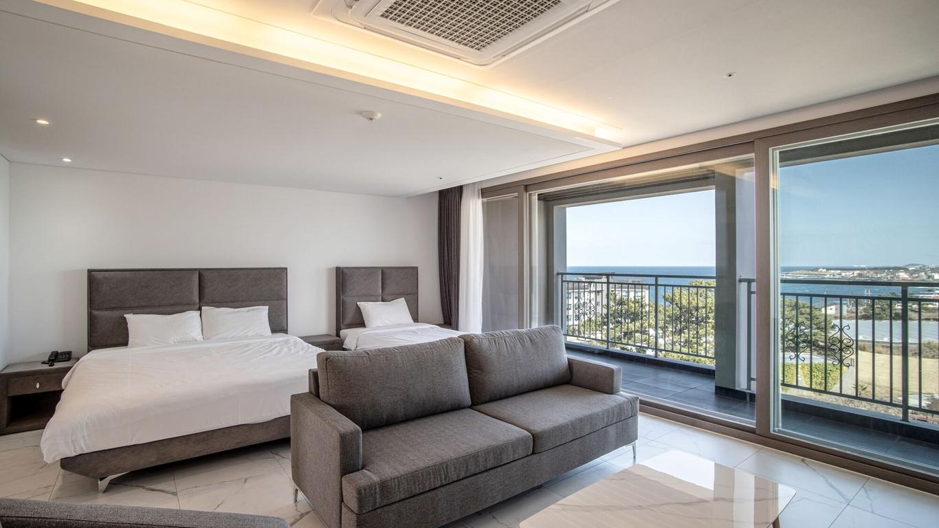Tops 10 Villa de Aewol
