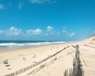 Holiday Home Les Chênes by Interhome - Hourtin - Beach