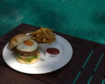 Grand Sunset Angkor Hotel - Siem Reap - Food
