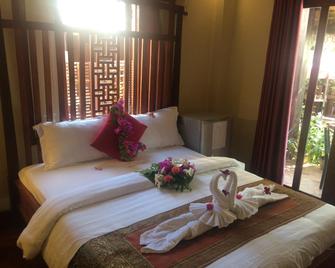 Chaluenxay Villa - Luang Prabang - Yatak Odası