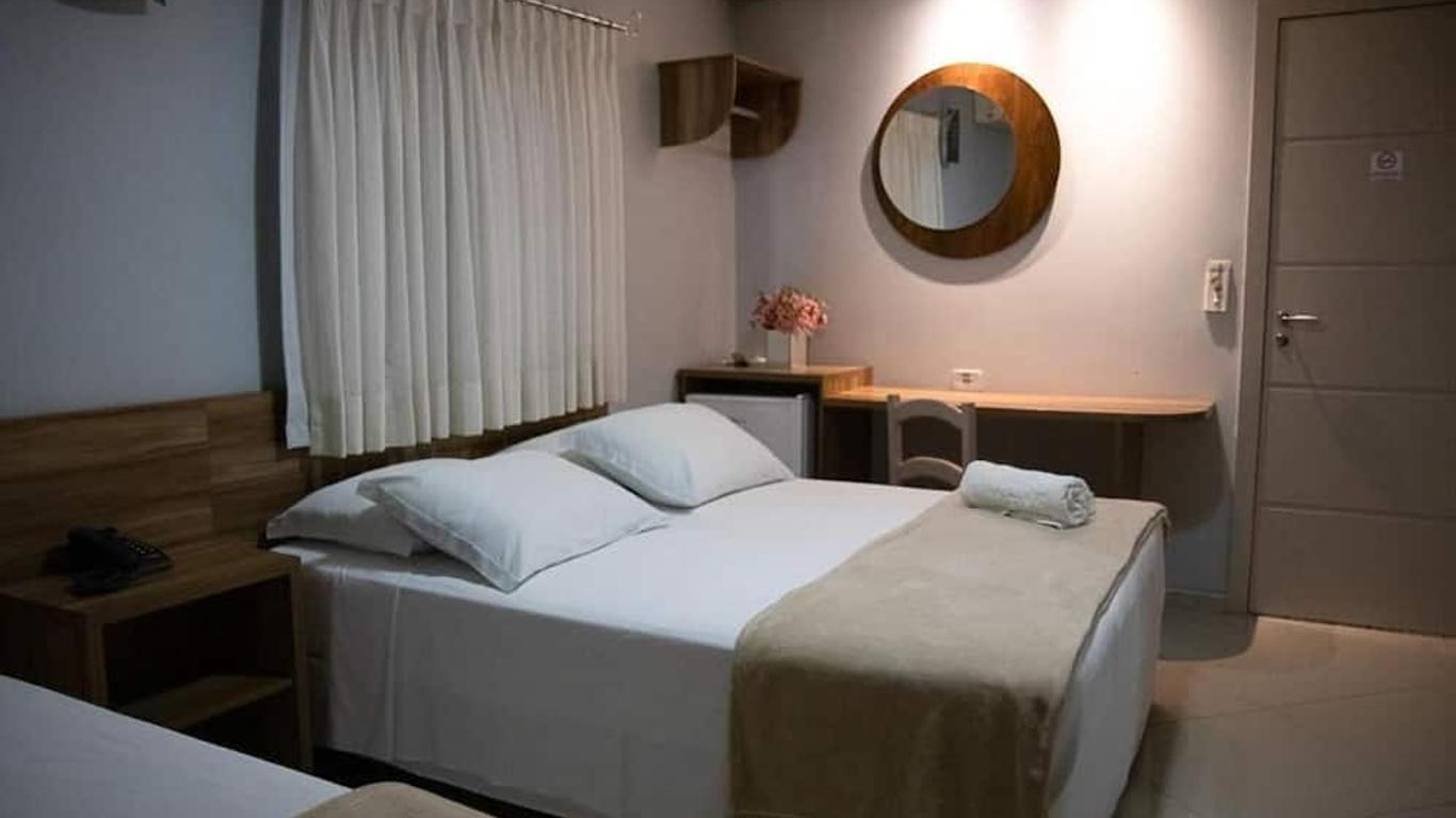 ماكسيموس سوتايل هوتل