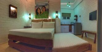 Serviced Apartments by Eco Hotel Bohol - Panglao - Bedroom