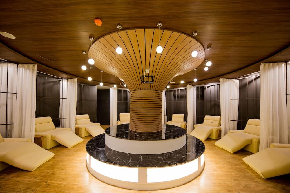 كوينتا سنترال نها ترانج