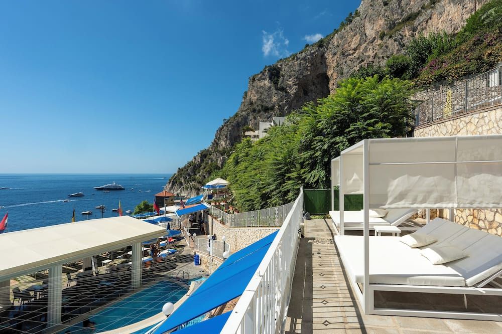 فندق فيبر أمبسادور