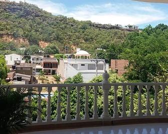 Hotel la Morada del Sol - Melgar - Balkón