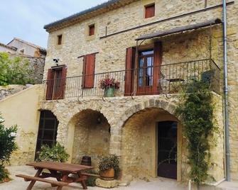 Pleasant village house near Uzès - La Bastide-d’Engras