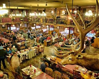 The Big Texan Motel - אמרילו - חדר אוכל