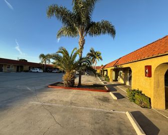 Rocky Inn Motel - Long Beach - Lobby