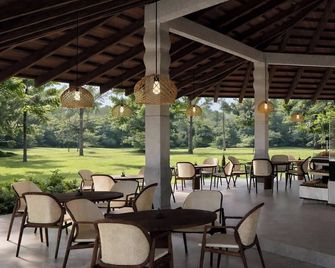 Astralis Resort Coorg - Madikeri - Εστιατόριο