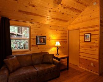 Emerald Forest Cabins - Trinidad - Sala de estar