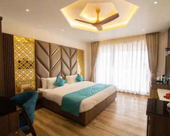Hotel Yog Vashishth - Rishikesh - Κρεβατοκάμαρα